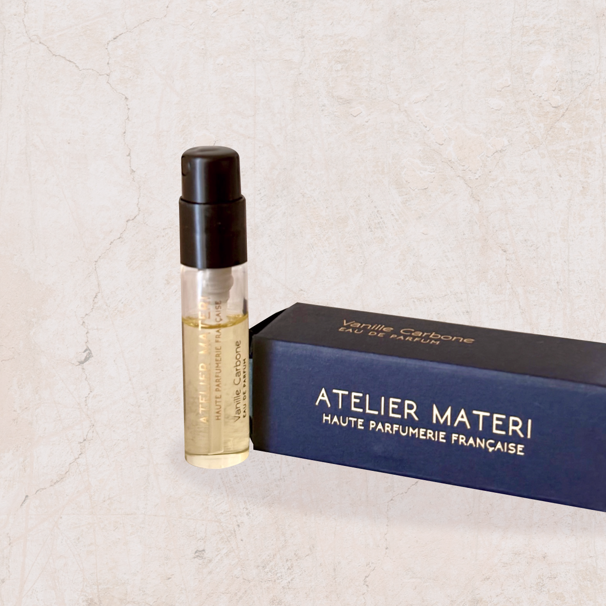 Atelier Materi Vanille Carbone, 2ml Official Sample | In Box